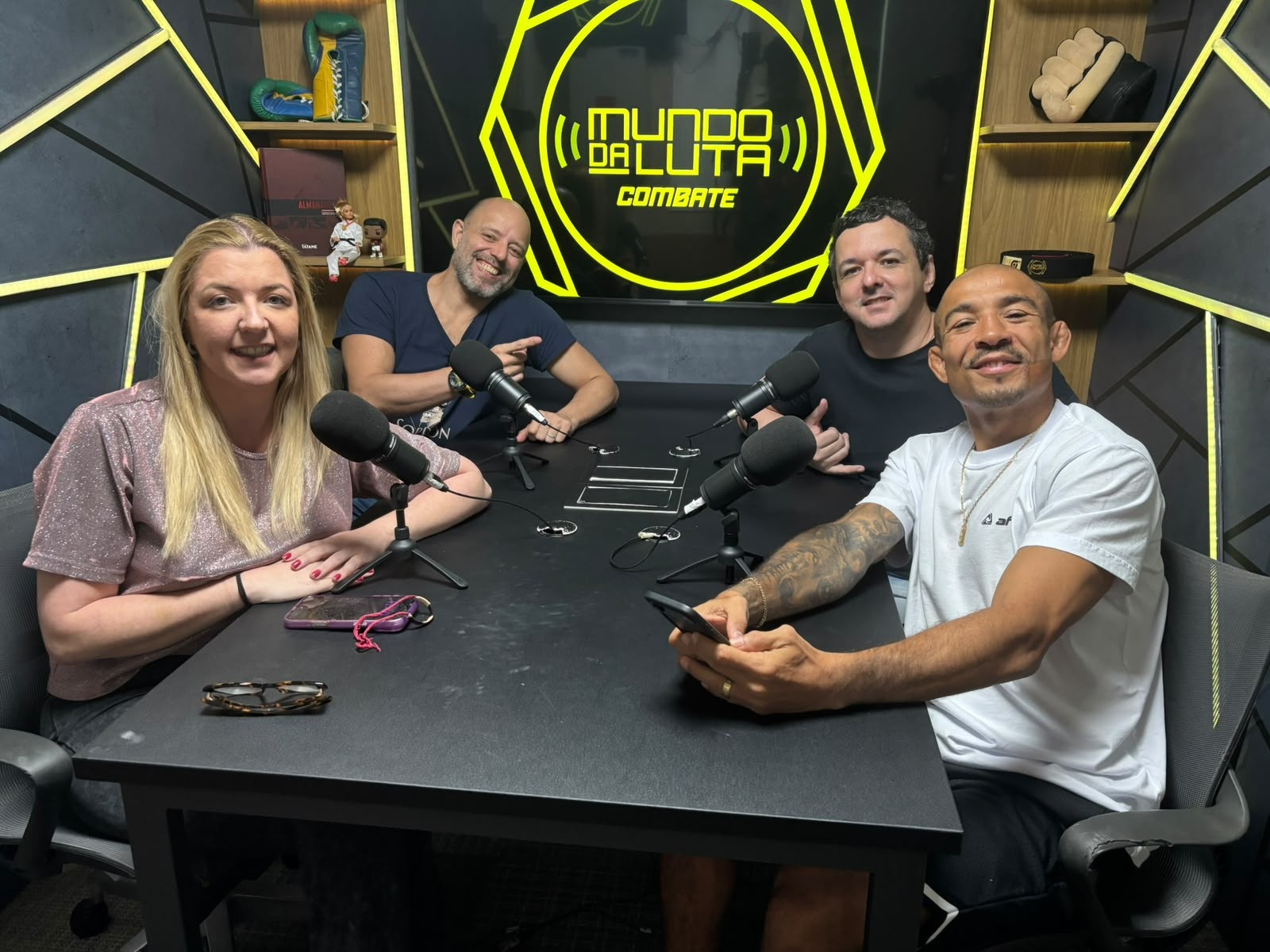 Podcast ‘Mundo da Luta’, do Combate, celebra 400 episódios com o campeão José Aldo