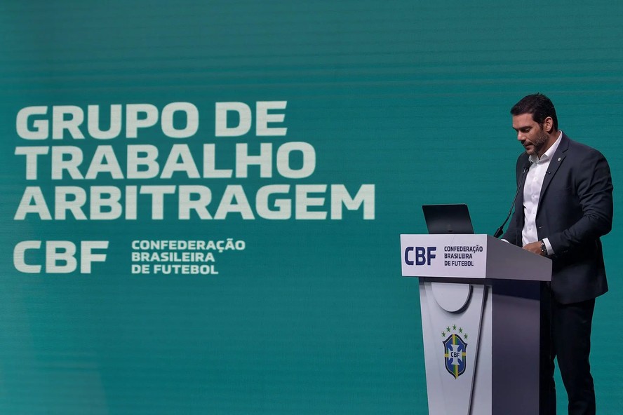 Samir Xaud, presidente da CBF, durante abertura do Grupo de Trabalho da Arbitragem