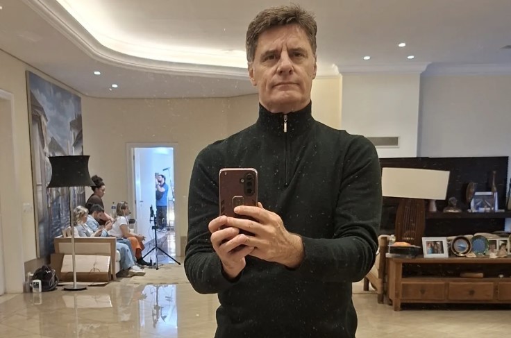 Após desabafo por ter feito peça para quatro pessoas, Renato Scarpin diz: 'Não imaginei que pudesse gerar tanta repercussão'