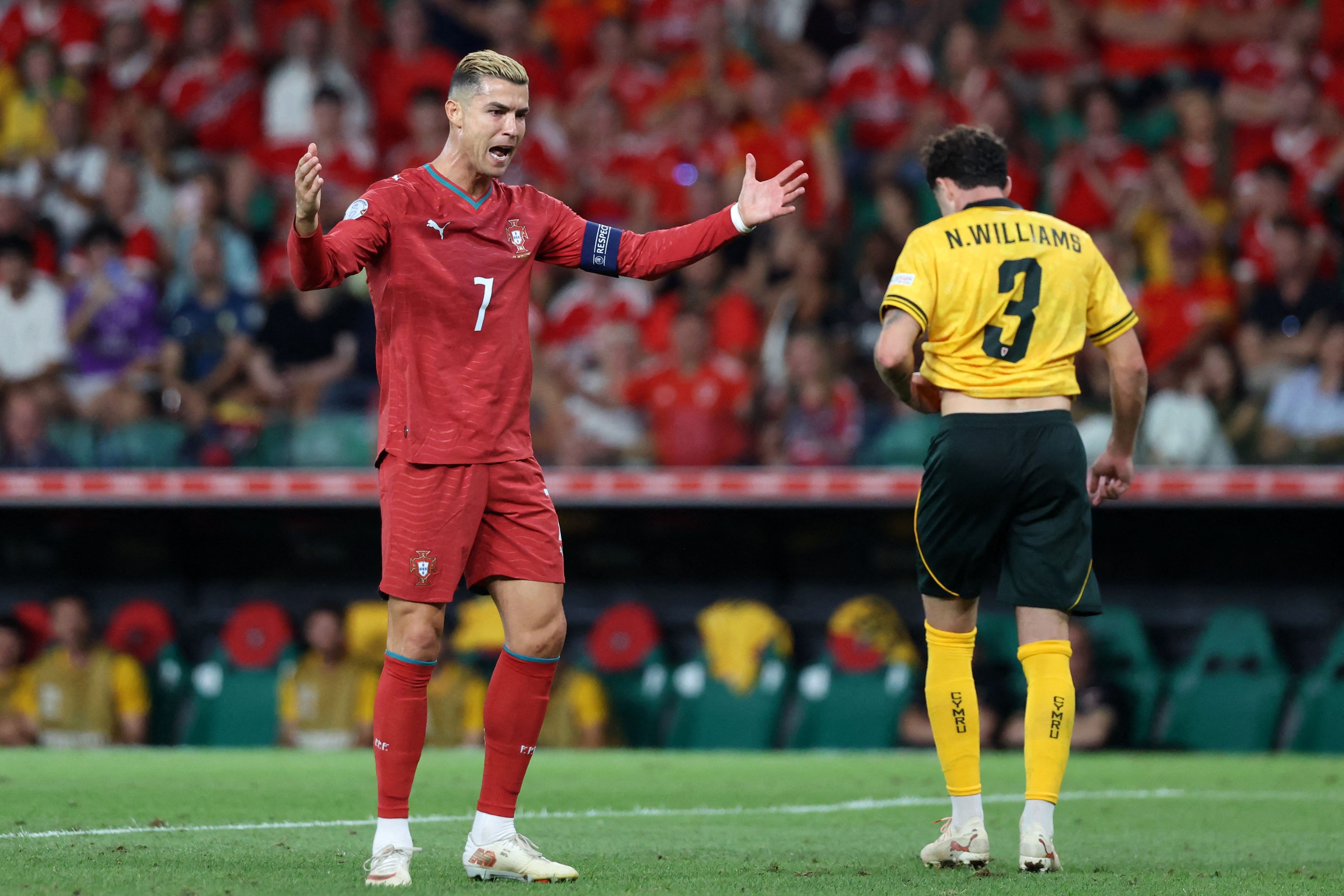 Com Cristiano Ronaldo titular, Jorge Jesus estreia com vitória no comando de Portugal: 'Satisfeito com a equipe'