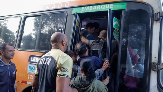 Greve dos ônibus: rodoviários retomam negociações com empresas do Rio nesta segunda-feira no TRT Greve dos ônibus: rodoviários retomam negociações com empresas do Rio nesta segunda-feira no TRT