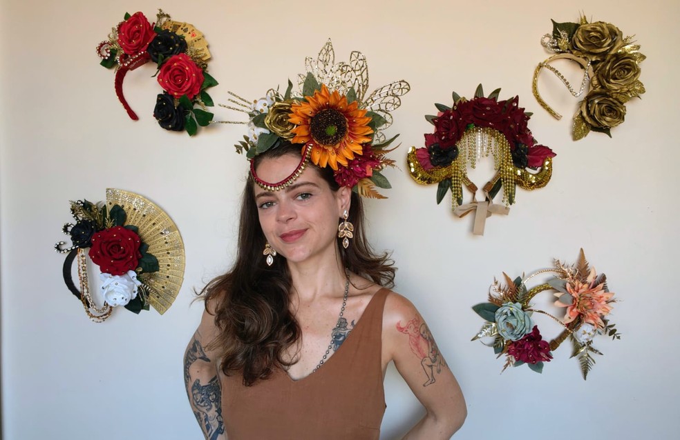 Bruna Rosa confecciona cabeças de fantasias de carnaval — Foto: Arquivo pessoal