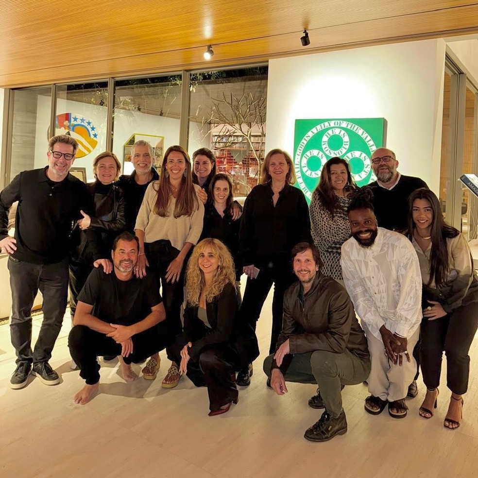 Adriana Esteves, Vladimir Brichta, Regina Casé, Murilo Benício e mais famosos se reúnem — Foto: Reprodução/Instagram