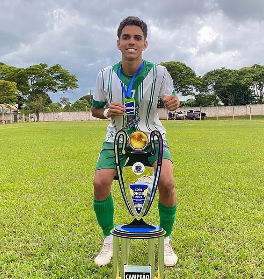 Hugo Vinicius Skulny Pedrosa, de 19 anos, foi achado morto em rio de Sete Quedas