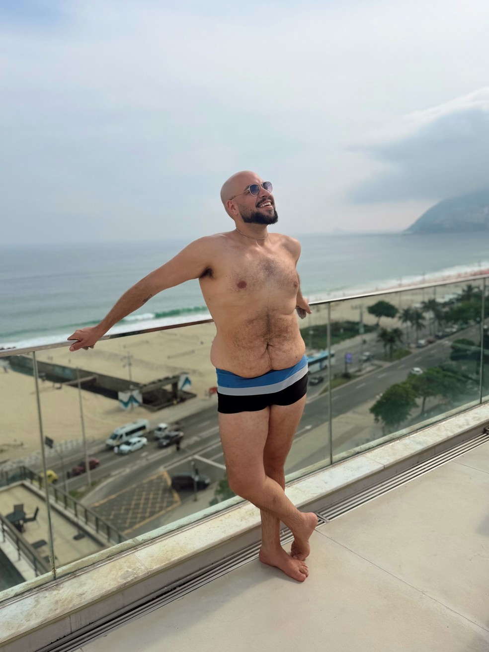 Tiago Abravanel posa de sunga ap&oacute;s perder mais de 23kg &mdash; Foto: Reprodu&ccedil;&atilde;o/Instagram