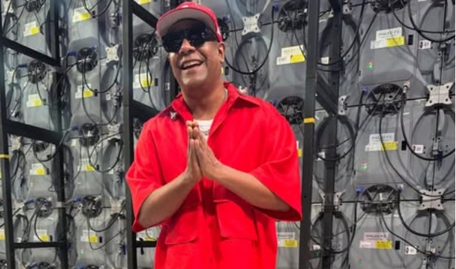 O cantor Márcio Victor, vocalista do Psirico