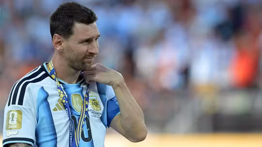 Federação Argentina faz homenagem a Messi após vice na Copa do Mundo: 'Te amamos para sempre' Federação Argentina faz homenagem a Messi após vice na Copa do Mundo: 'Te amamos para sempre'