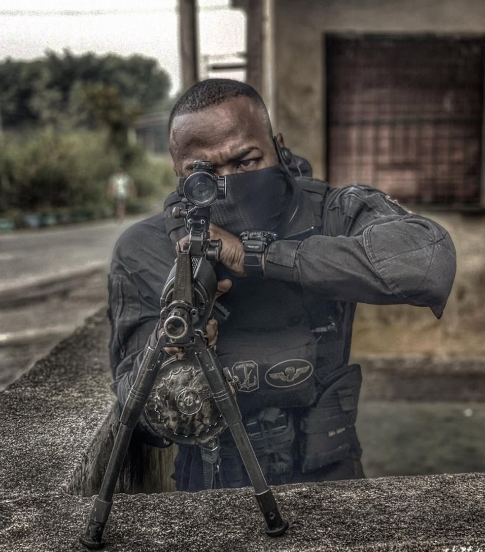 O ex-PM do Bope Ronny Pessanha de Oliveira foi preso suspeito de treinar traficantes do Comando Vermelho &mdash; Foto: Reprodu&ccedil;&atilde;o / Instagram