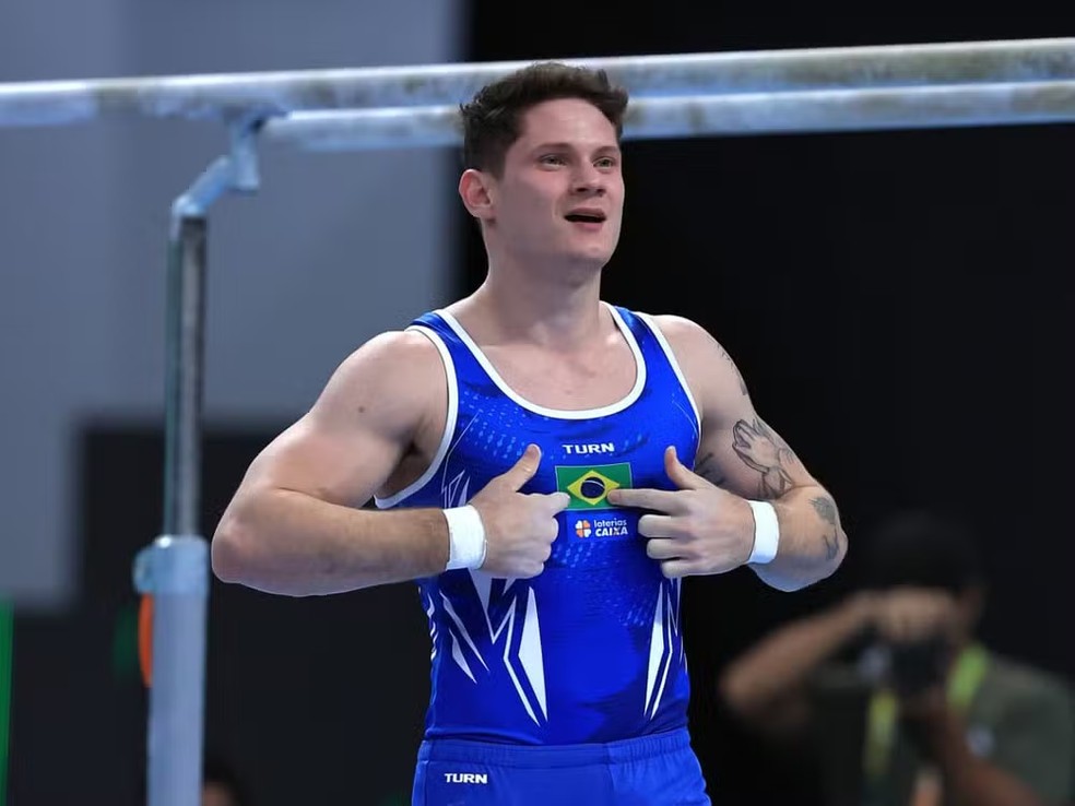 Diogo Soares, prata nas barras paralelas, no Pan-Americano de Ginástica Artística, no Rio — Foto: RICARDO BUFOLIN / PANAMERICA PRESS