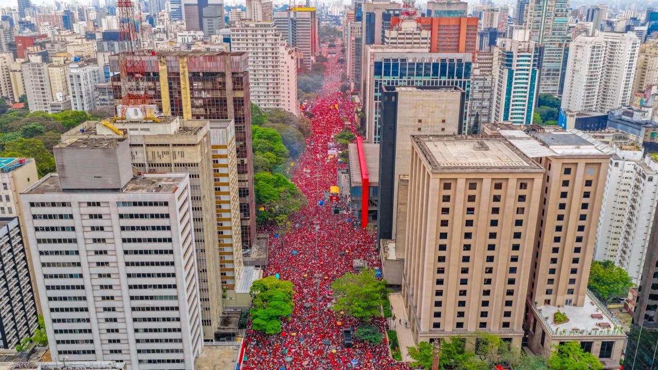 Lula, Alckmin e aliados participam de ato na avenida Paulista neste domingo