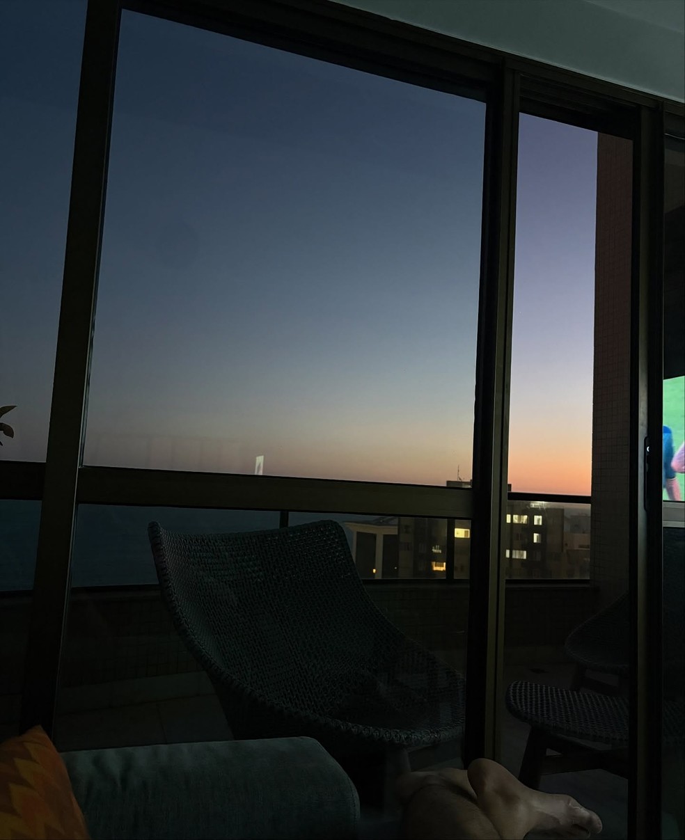 A janela da cobertura de Emerson Ferretti em Salvador — Foto: rep/  instagram