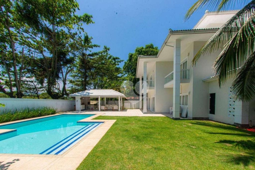 Mansão do ex-jogador Jô está à venda por R$ 5 milhões — Foto: reprodução/ Vivareal