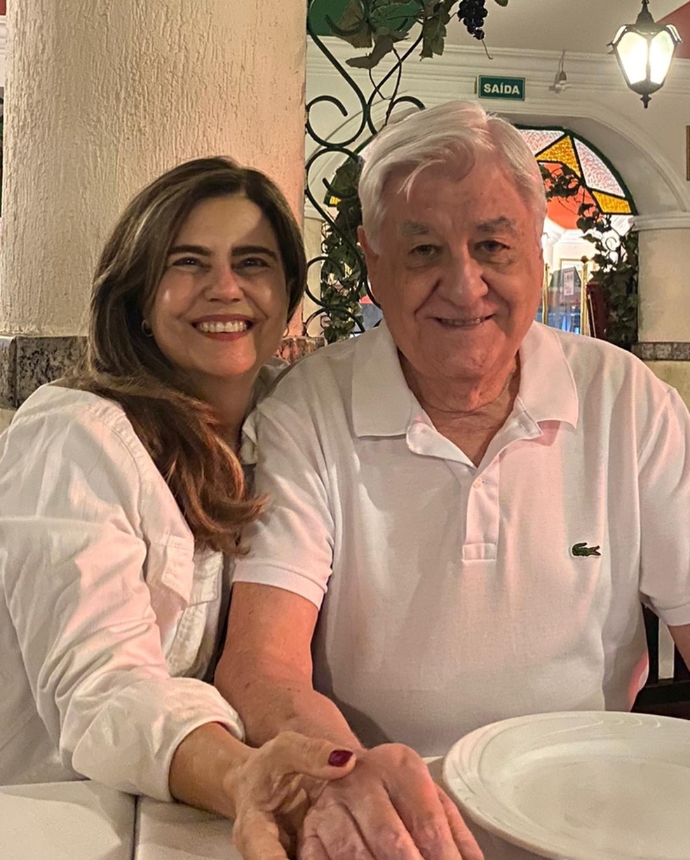 Mayara Magri com Lauro César Muniz — Foto: reprodução/ instagram