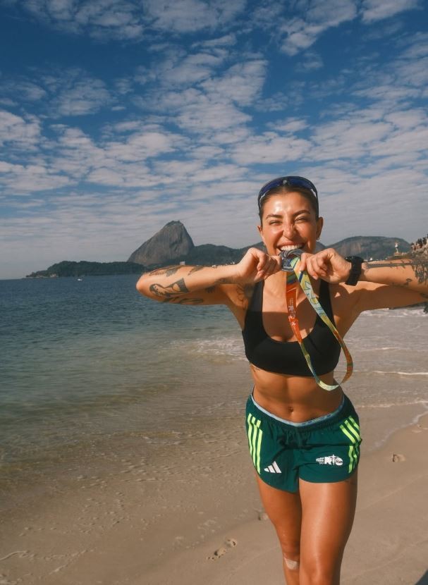Mina Winkel &eacute; influenciadora e participou do  "De f&eacute;rias com o ex" &mdash; Foto: rep/ instagram e facebook