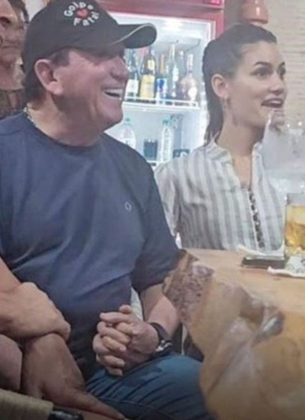 Amado Batista est namorando a miss Calita Franciele  Foto: Reproduo/Instagram