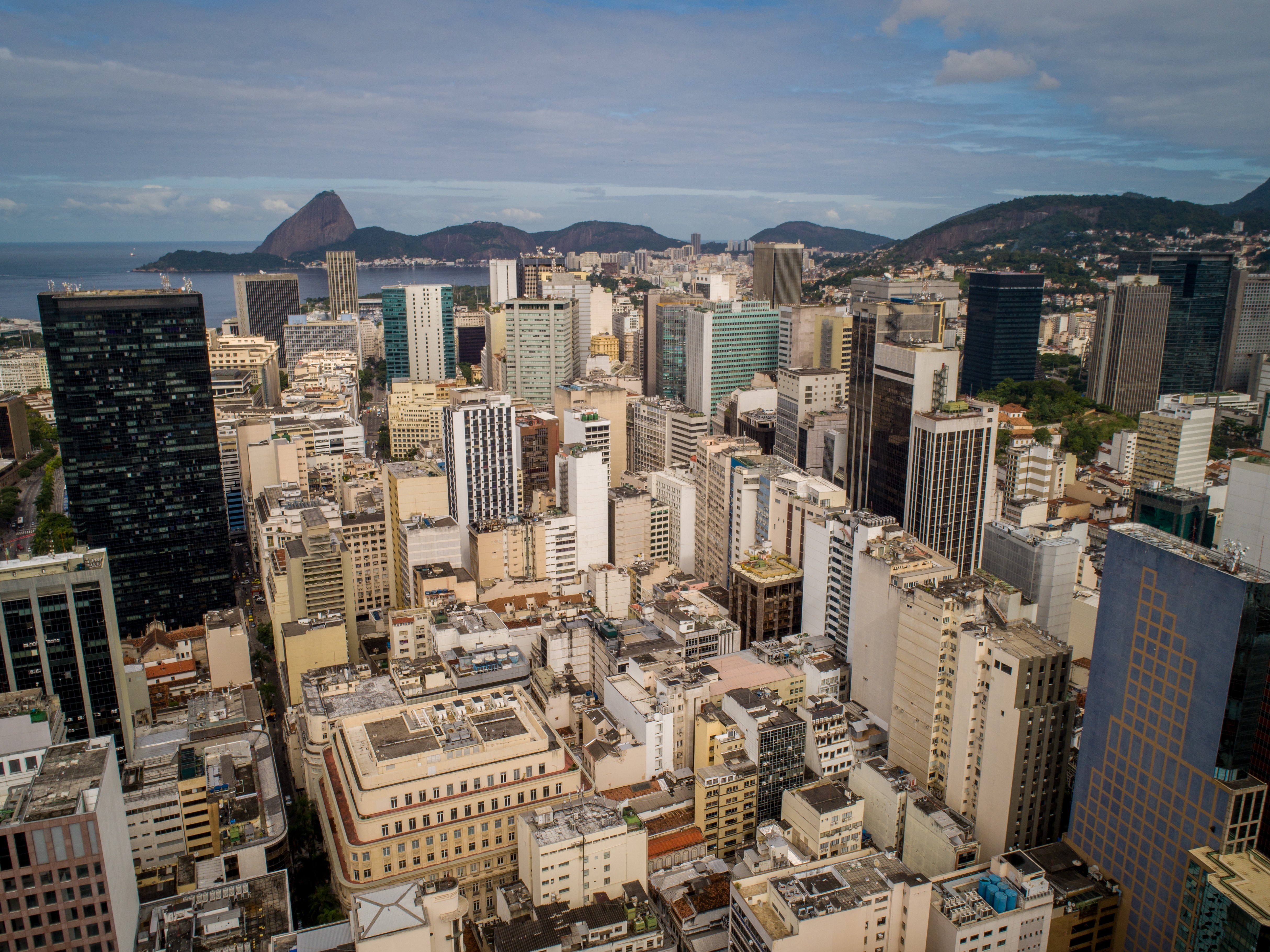 IPTU 2027: Prefeitura do Rio abre prazo para abatimento de créditos da Nota Carioca - QTU Questões do Universo