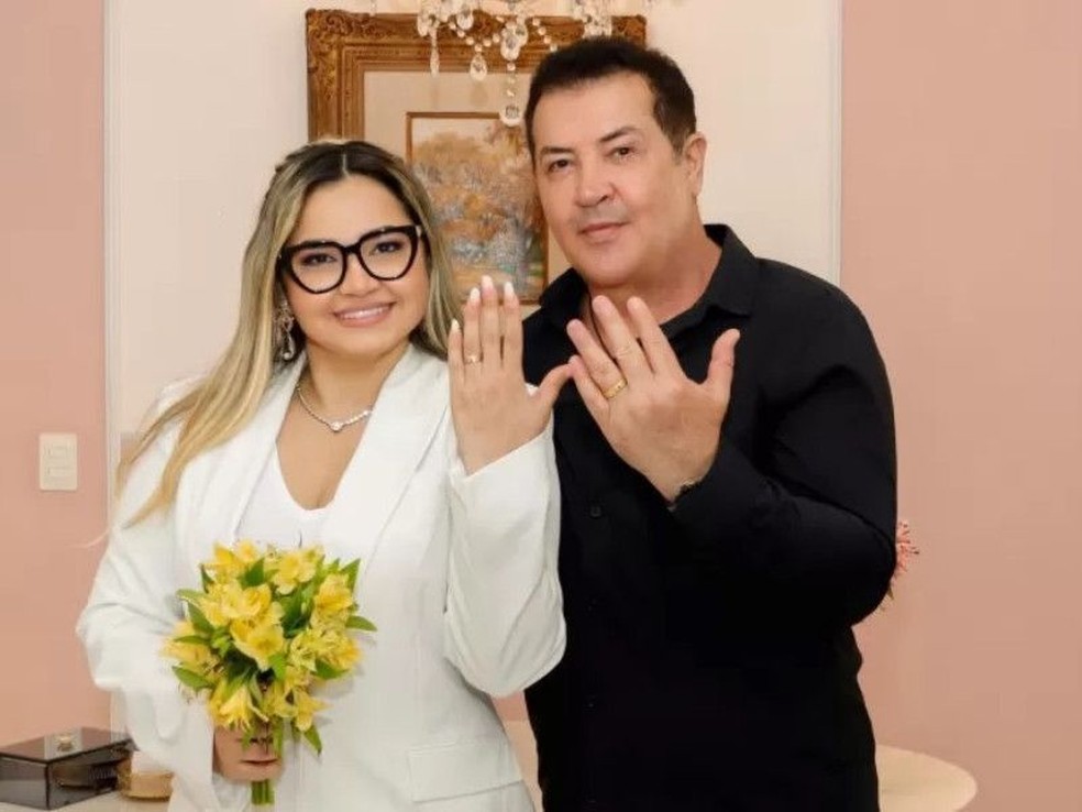 Beto Barbosa esclarece polêmica sobre casamento com jovem de 27 anos — Foto: Instagram