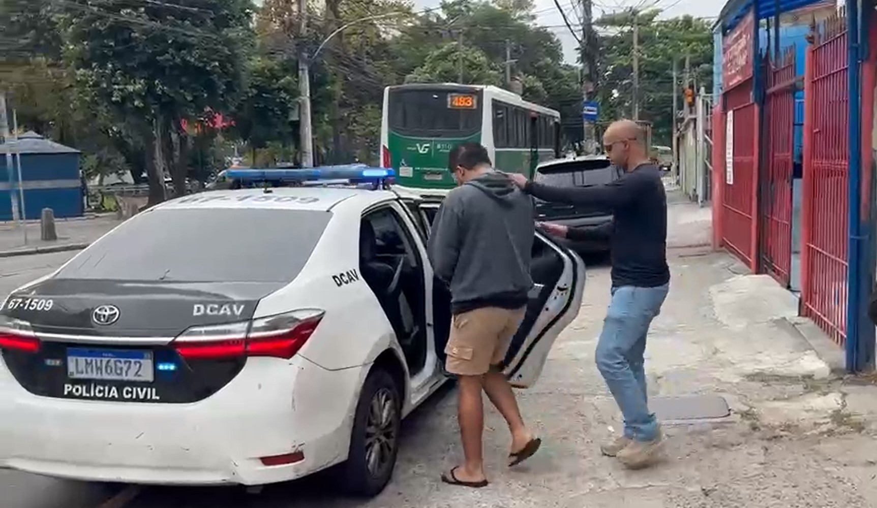Homem suspeito de agredir filho de 3 meses é preso; criança corre risco de morte cerebral - QTU Questões do Universo