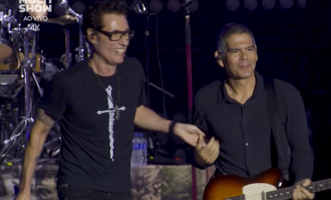 Criados como meio-irmãos, Dinho Ouro Preto e Dado Villa Lobos relembram relação em show no Rock in Rio: 'Cúmplices há 50 anos'