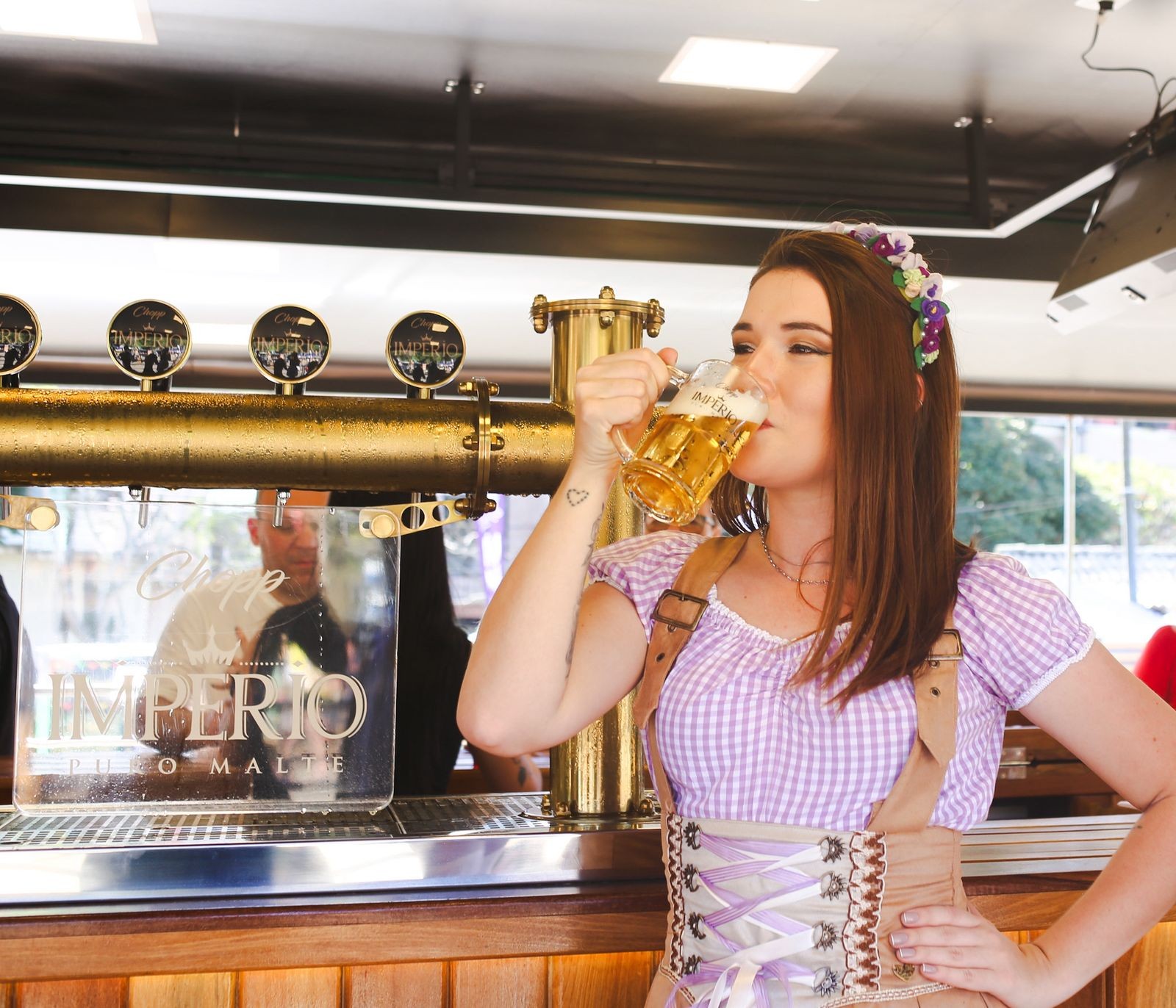 Oktoberfest chega a Petrópolis com cerveja, comida e música - QTU Questões do Universo