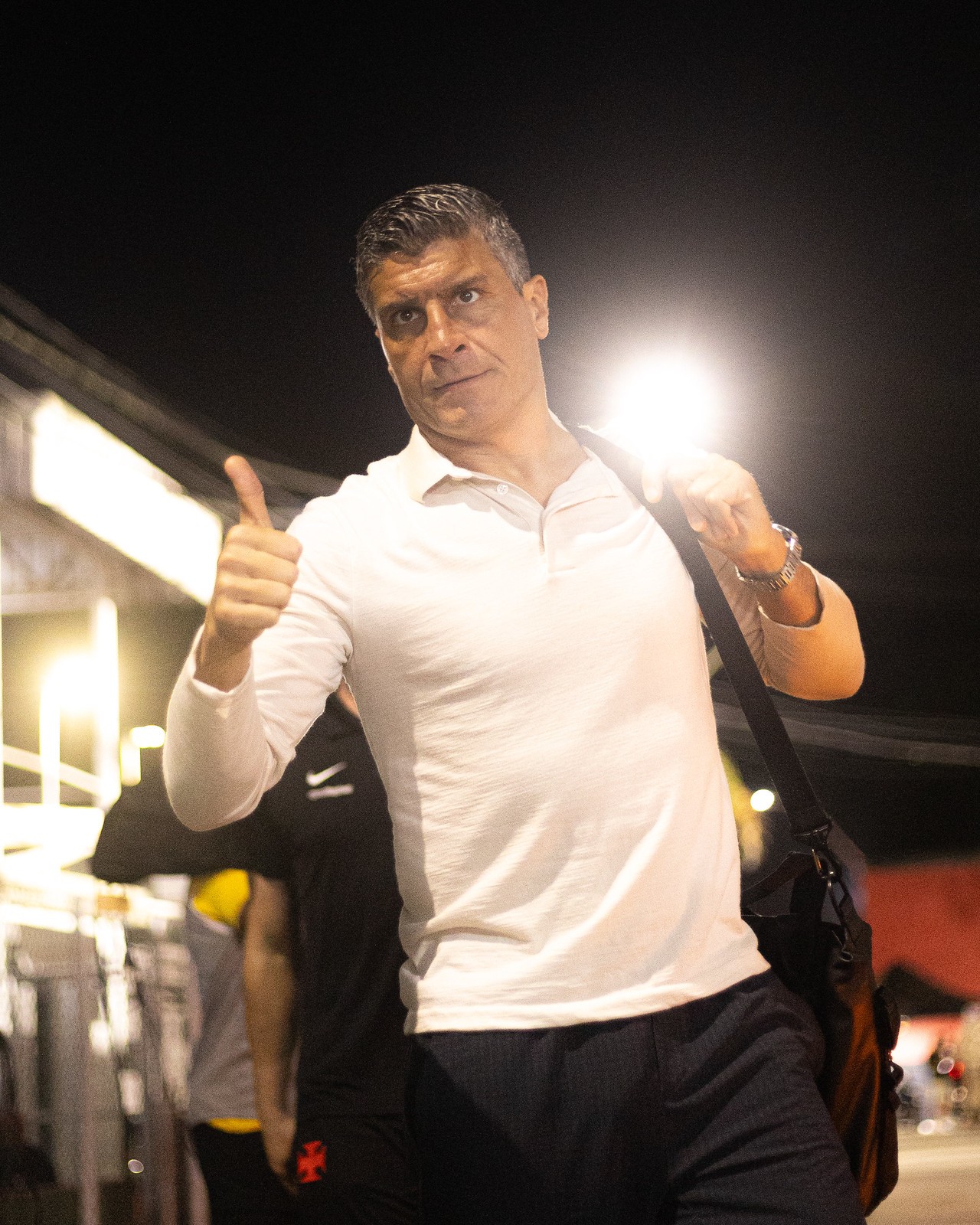 Copa do Brasil: Pedro Emanuel diz que Vasco vai à semifinal por saber sofrer e 'criar oportunidades no momento certo'