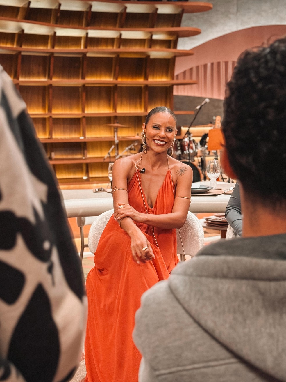Aline Wirley nos bastidores do "Angélica ao vivo" — Foto: Reprodução/Instagram