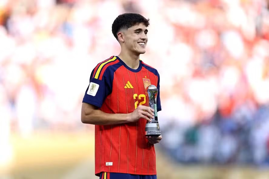 Pau Cubarsí Overhauls Lamine Yamal to Lead 2026 Golden Boy Rankings After World Cup