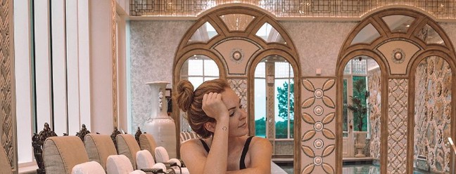 Australiana faz de hotéis de luxo ao redor do mundo o seu lar há 10 anos: em hotel no Marrocos — Foto: Reprodução