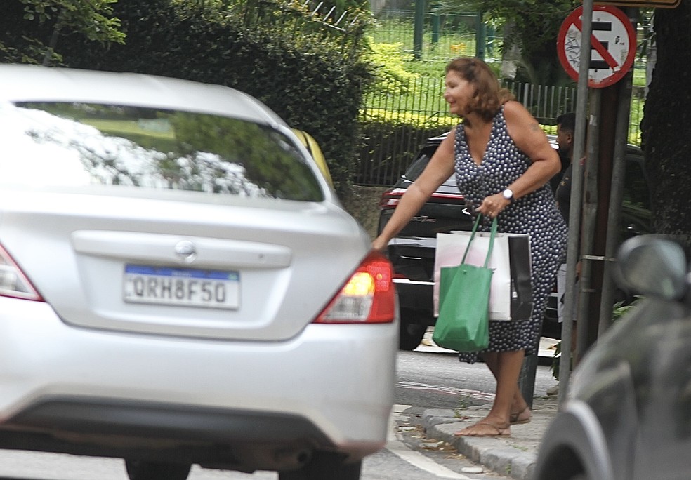 Roberta Close em cliques raros no Rio — Foto: EXTRA