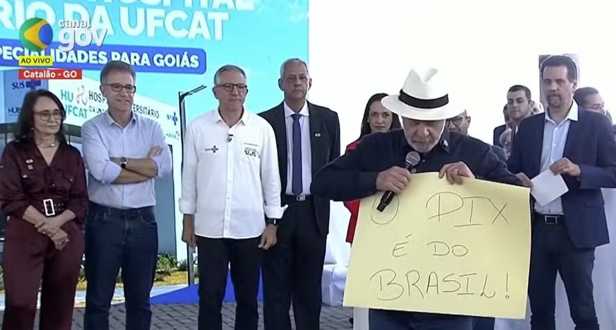 Lula teria dito que Brasil não adotará mais política do viralata, diz vídeo