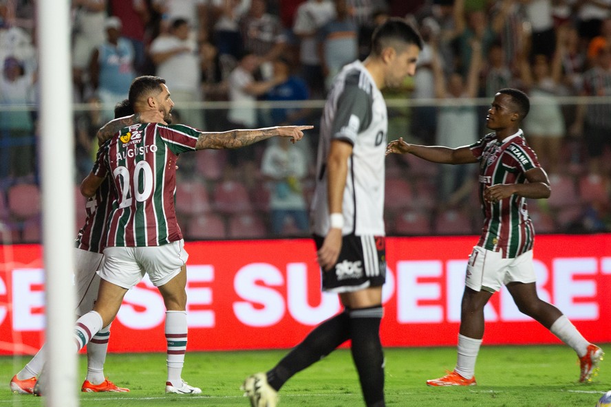 Contra o Atlético-MG, Renato Augusto marcou seu primeiro gol pelo Fluminense