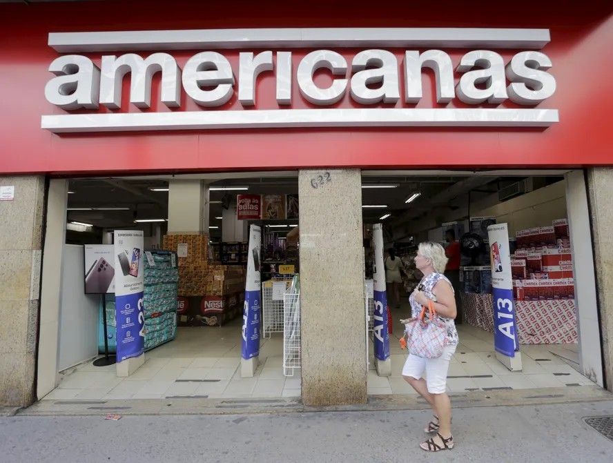 Americanas abre 769 vagas temporárias para a operação na Black Friday - QTU Questões do Universo