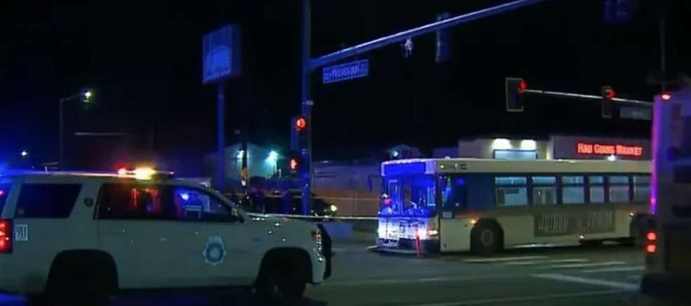 &Ocirc;nibus em Denver onde Richard Sanchez foi baleado por adolescente de 13 anos &mdash; Foto: Reprodu&ccedil;&atilde;o