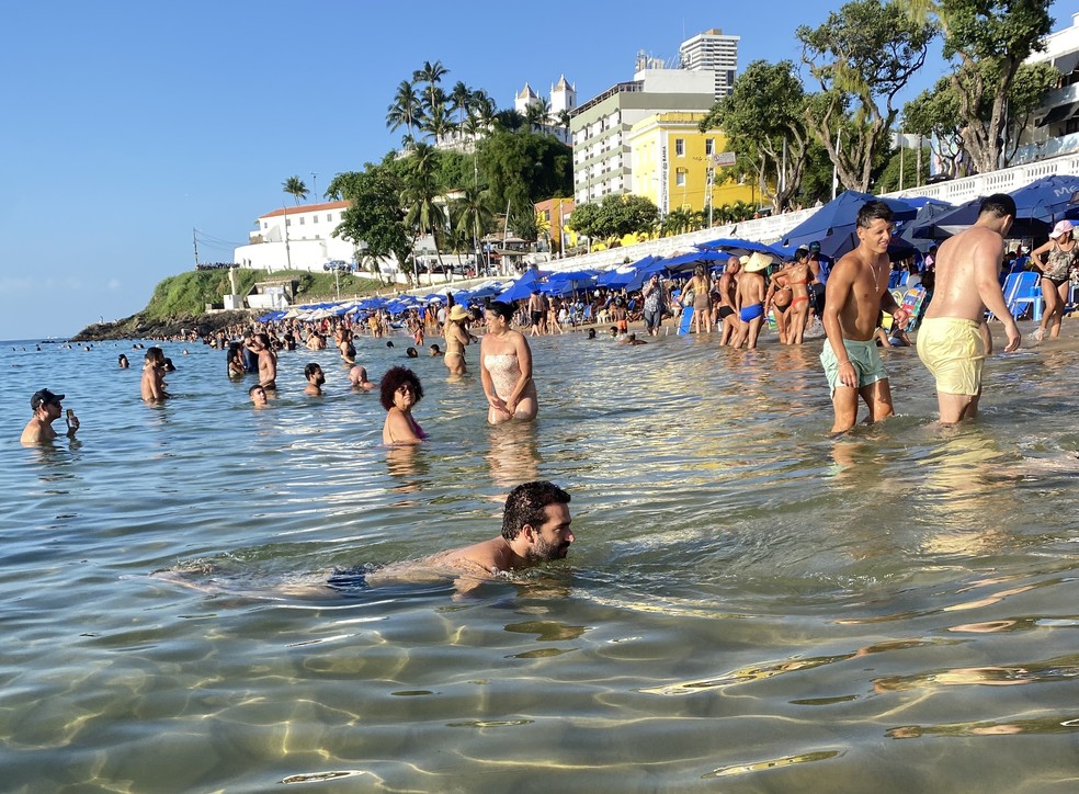 Humberto Carrão em Salvador — Foto: Agência O Globo