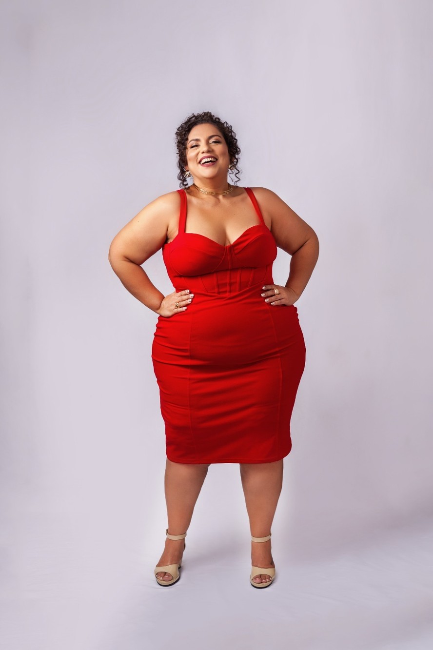 Concurso plus size: Miss Fotogenia é da Baixada Fluminense; conheça