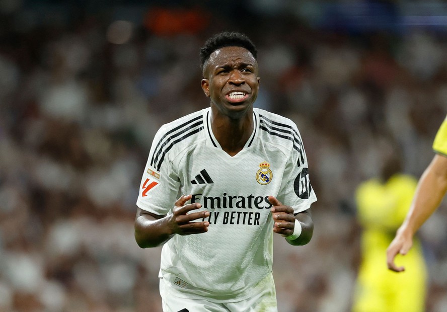 Vinicius Junior durante partida do Real Madrid contra o Villarreal, no Santiago Bernabeu