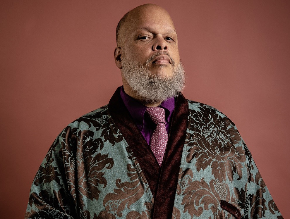Ed Motta gera polêmica ao se envolver em briga em restaurante no Rio
