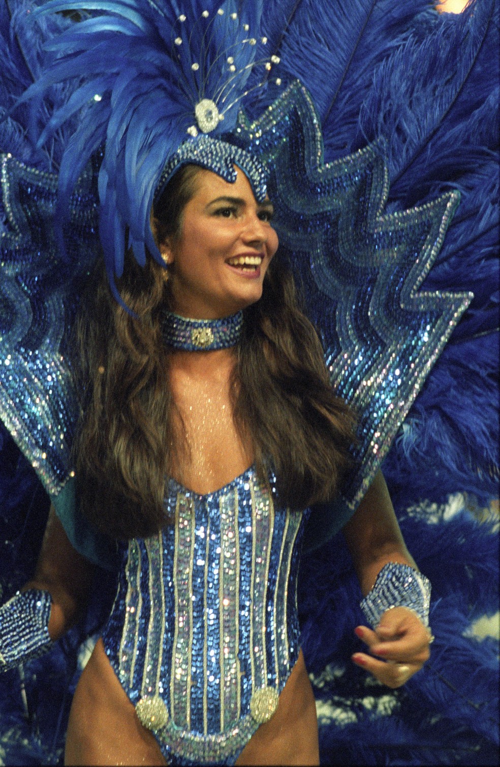 Luiza Brunet na Portela no desfile de 1992 — Foto: Fernando Quevedo