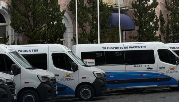 Friburgo ganha vans para transporte intermunicipal de pacientes - QTU Questões do Universo