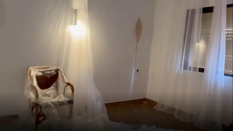 Policiais guiados por gritos de socorro encontram cativeiro construído para sessões de tortura em paraíso turístico