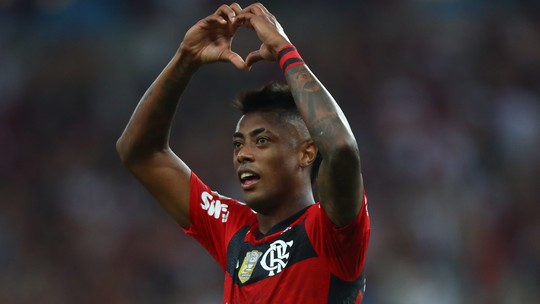 Flamengo vê 'leilão' de Bruno Henrique e mantém confiança em renovação