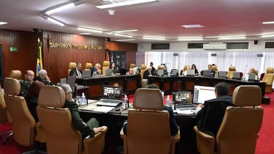 Conta de luz: reajustes nesta quarta. 5 hábitos para driblar o aumento