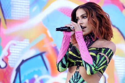 Com marca de lingerie de Rihanna, Anitta coloca bumbum pra jogo e arranca  elogios de internautas; confira o ensaio – Metro World News Brasil