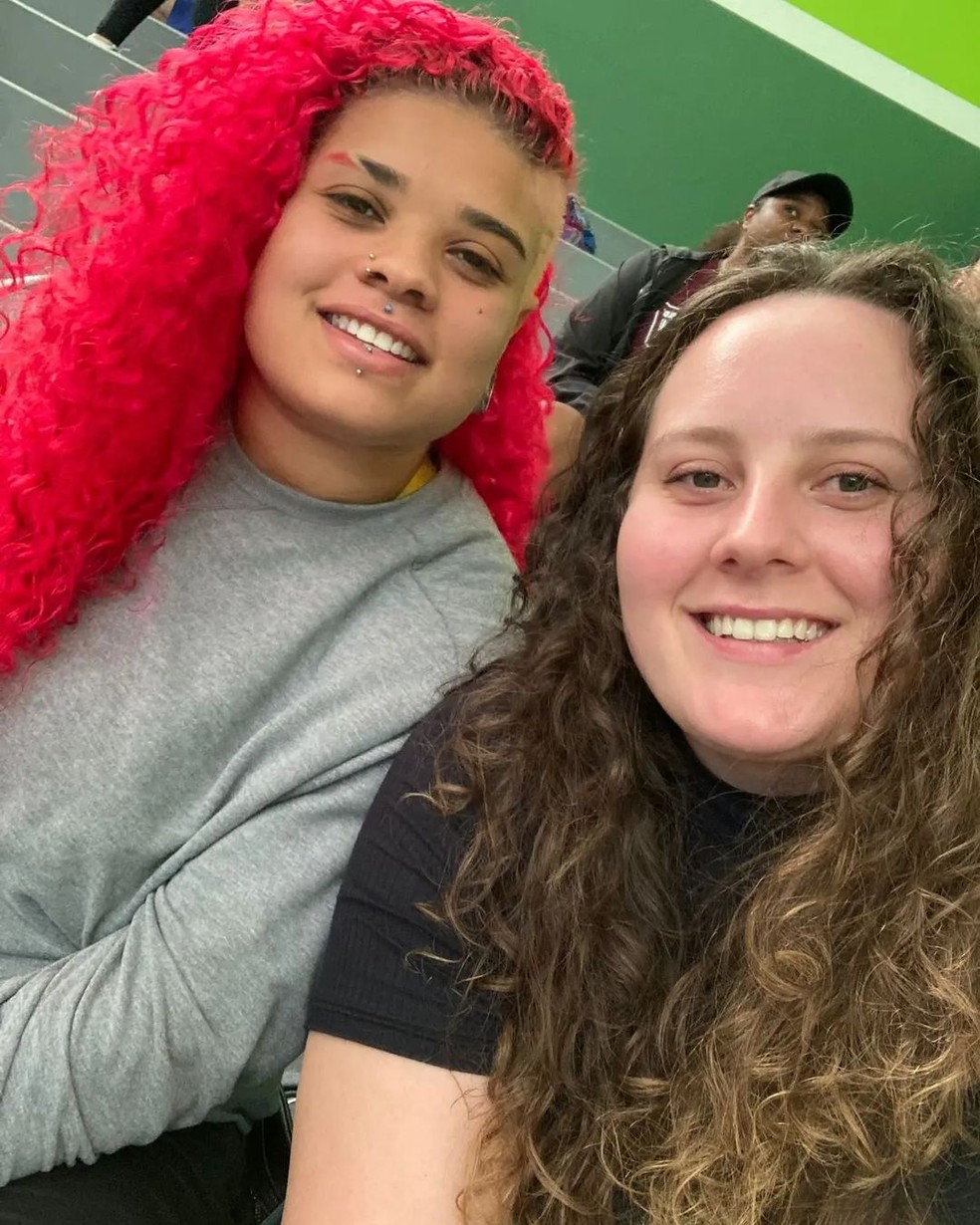 Izabela Silva e Gabriela, sua namorada — Foto: Reprodução/Instagram