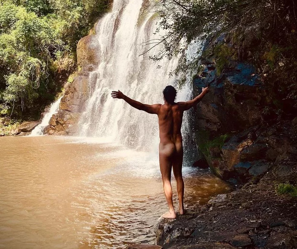 Jos&eacute; Loreto em foto nu nas redes sociais &mdash; Foto: Reprodu&ccedil;&atilde;o/Instagram