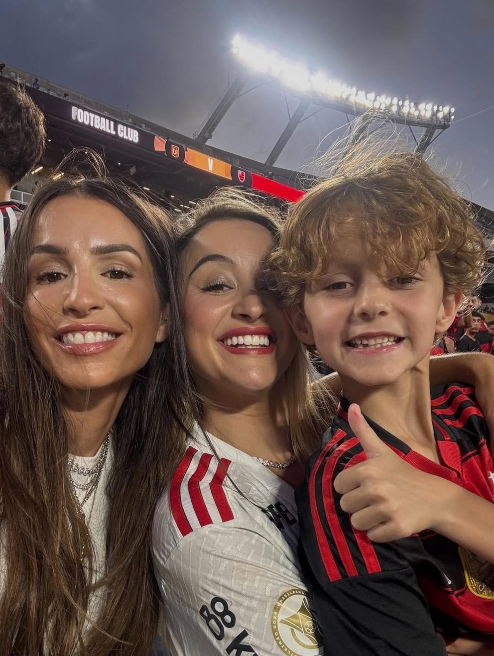 Patricia Bueno e a jornalista do Flamengo Sara Valle — Foto: Reprodução/Instagram