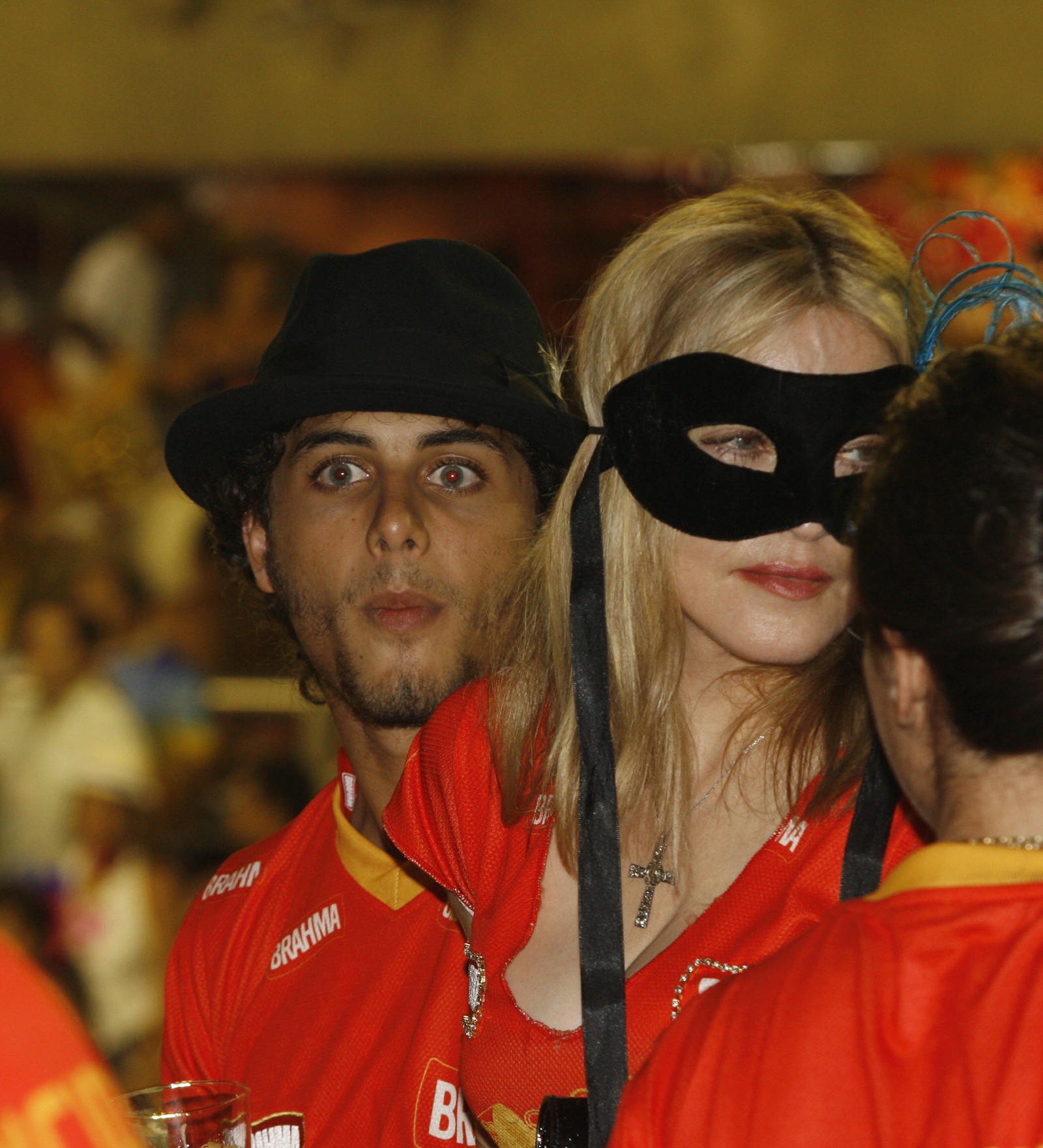 Carnaval 2010 : Camarote da Brahma - Jesus Luz e Madonna. — Foto: Berg Silva