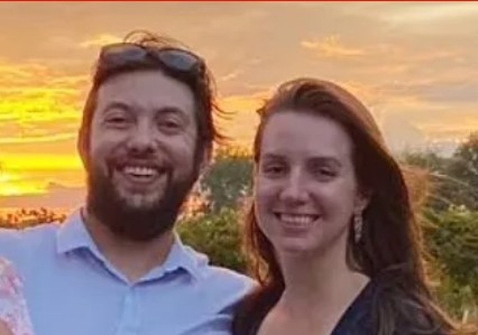 Jenna Strouble, de 30 anos, foi indiciada pelo assassinato de Jacob Lambert, que tinha 32, o pai dos seus dois filhos, no fim de março — Foto: Reprodução/Facebook