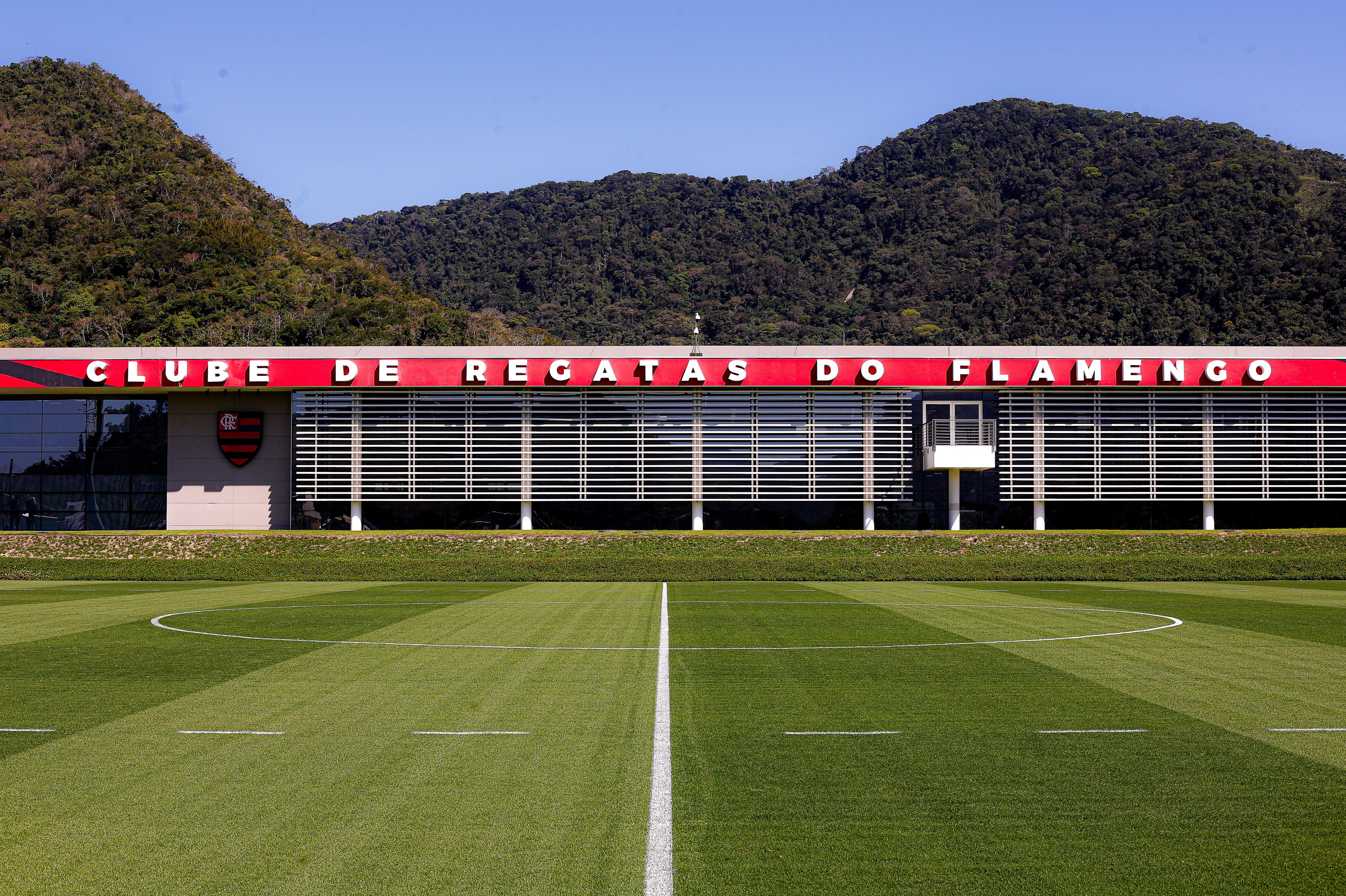 União Rubro-Negra: Flamengo convoca Nação para a construção do novo miniestádio no Ninho do Urubu