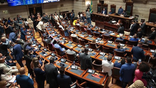 Câmara do Rio aprova regra de locação de espaços para guardar bens